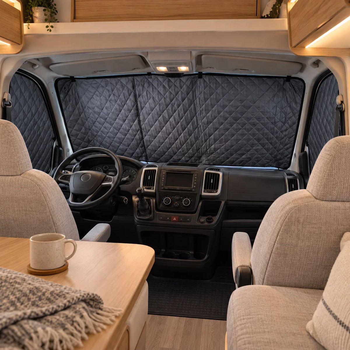 Termoovertræk til autocamper – udvendigt og mørklæggende, 211 × 171 cm